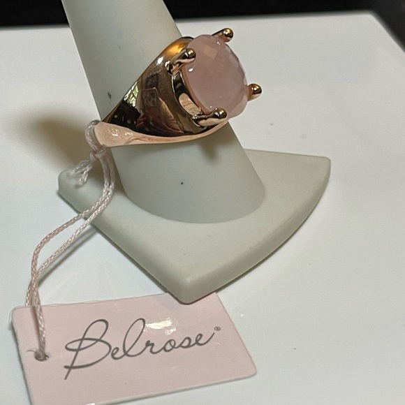 Rose Cut Carved Rose Quartz Ring - Picture 3 of 8